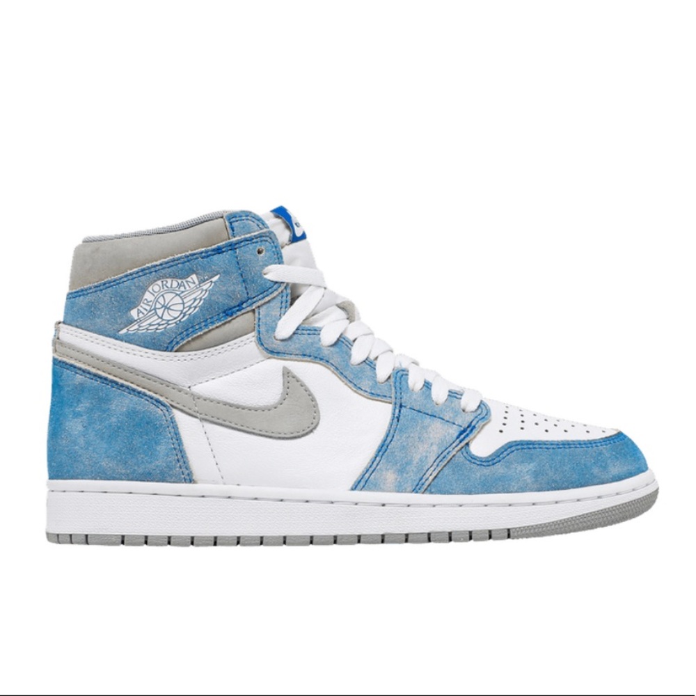 Air Jordan 1 Retro High OG ‘Hyper Royal’